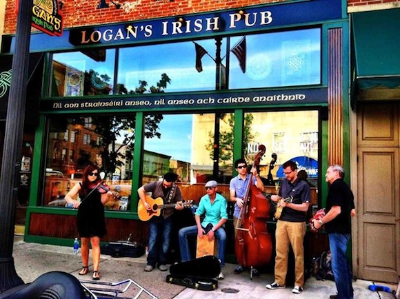 Logan's Irish Pub